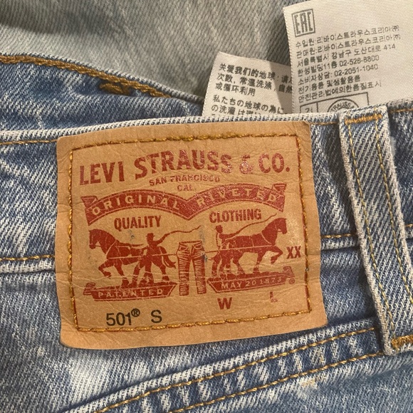 Levi’s 501 Jeans Skinny Bleached Womens Size 27x28 Buttonfly - Picture 6 of 11